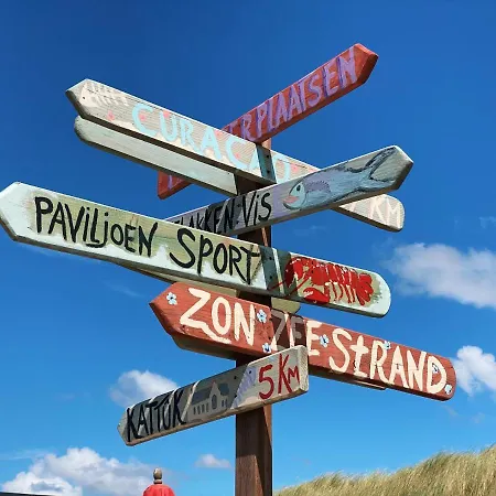 Διαμέρισμα Luxurious Historical Loft Close To The Beach! *