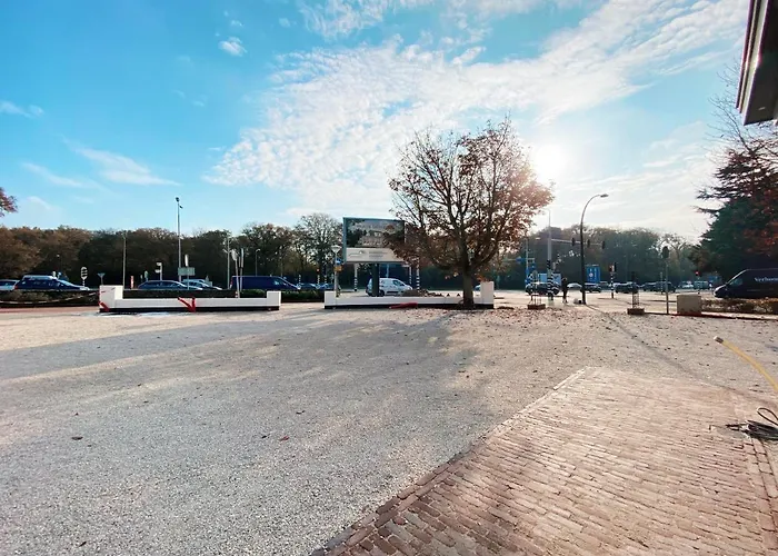 Luxurious Historical Loft Close To The Beach! * Вассенар