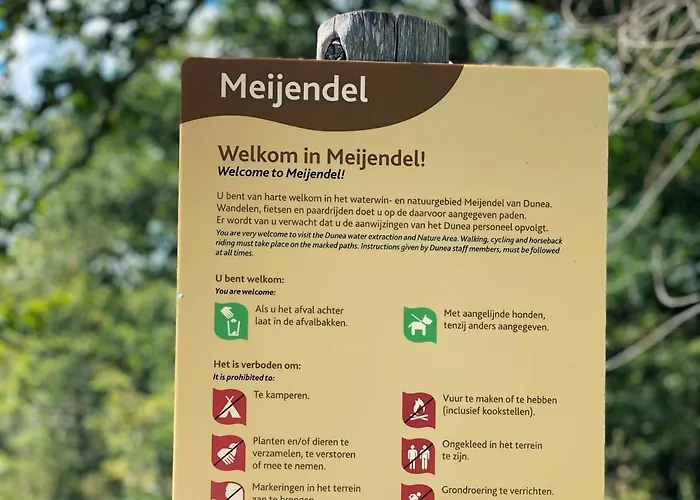 Luxurious Historical Loft Close To The Beach!