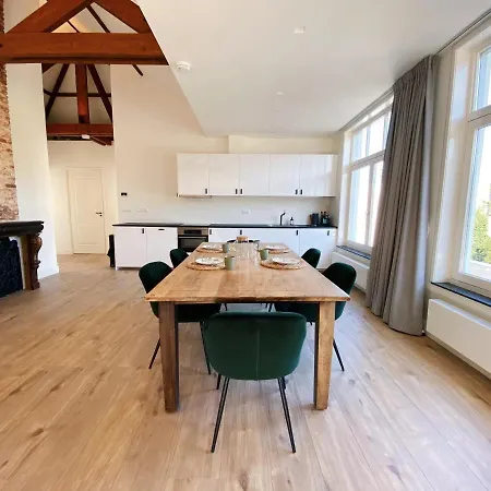 Apartman Luxurious Historical Loft Close To The Beach! *